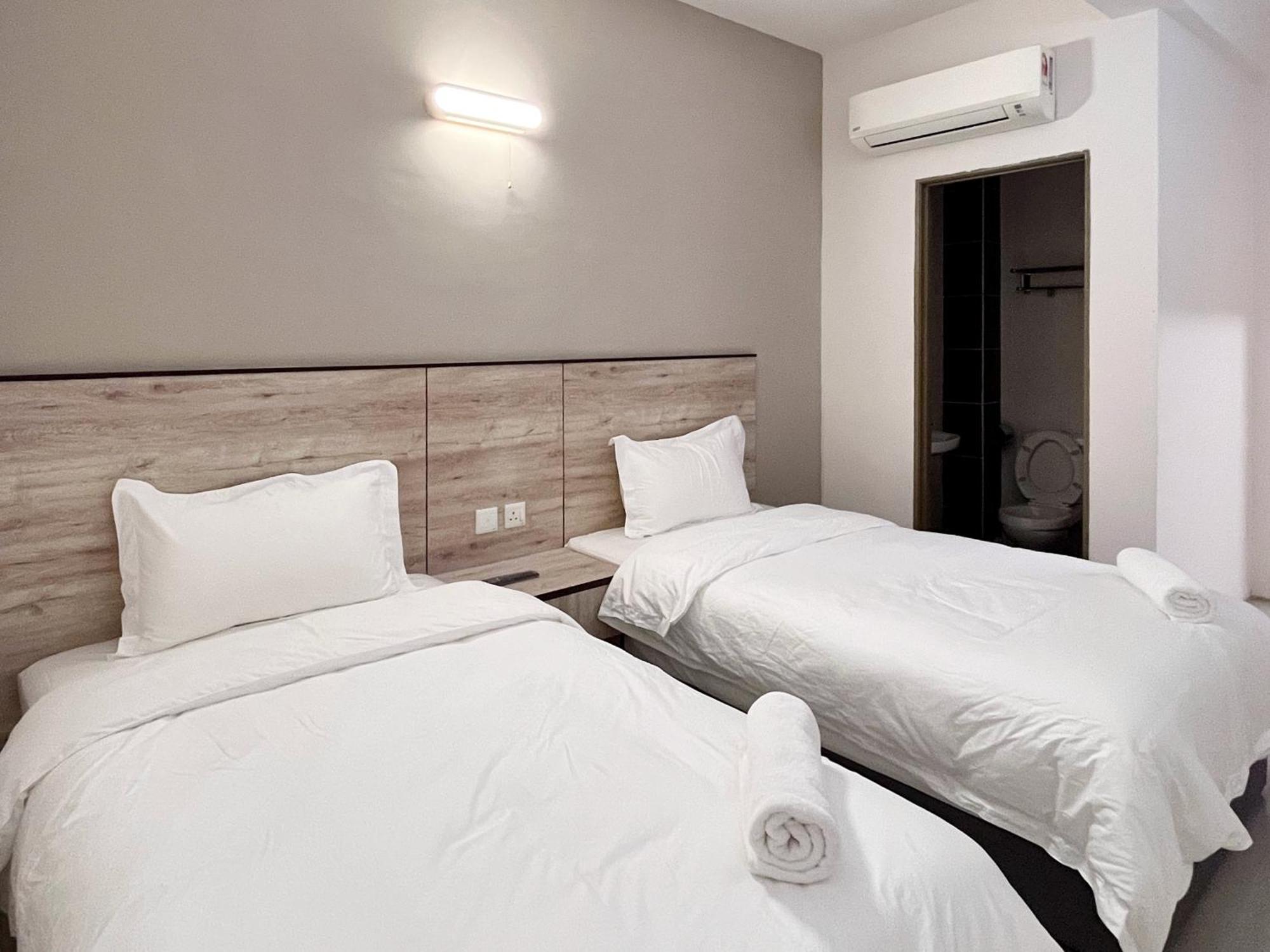 Vilana Hotel Arau Extérieur photo